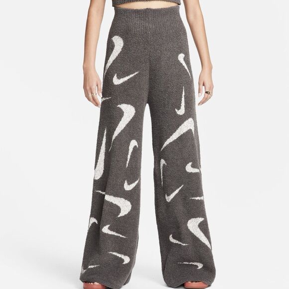 Nike Sportswear Women’s Size XS-M Grey Pheonix Cozy Bouclé Wide Leg Knit Pants - Picture 1 of 16